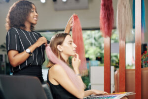 choosing Microlink hair extensions