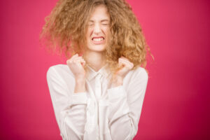 woman needs Brazilian blowout